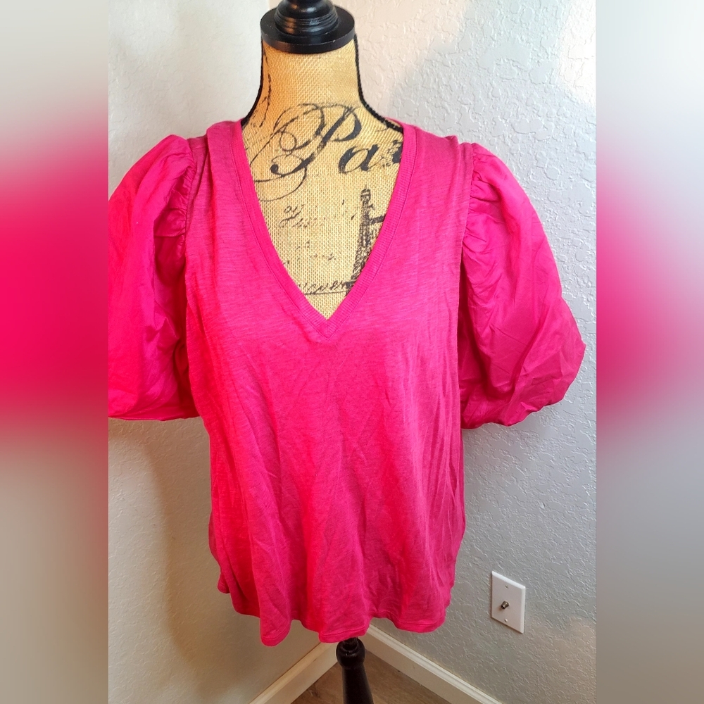 Express Fuchsia V-Neck Puff Sleeve Blouse